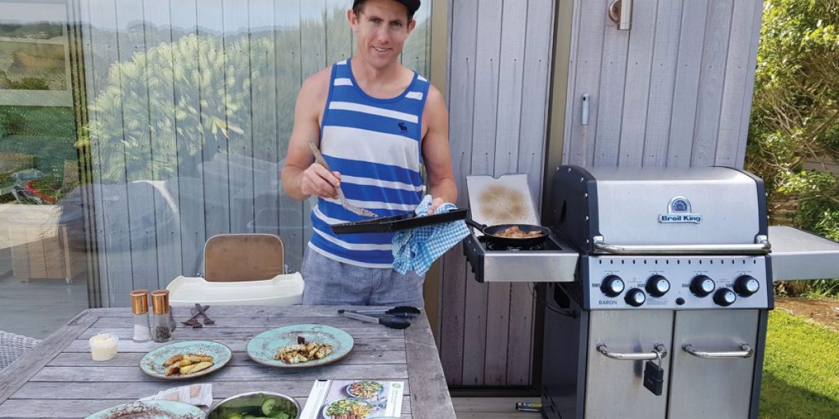 Jaco Klutz sits down with M2 and how to make the best Honey-Soy Glazed Chicken & Sesame Fries.