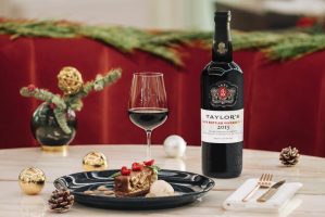 Taylor's Late Bottled Vintage (LBV) 2015 - Christmas and chocolate dessert