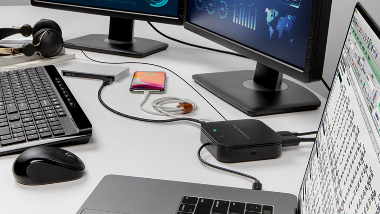 Desktop Cable Management Has Never Been Easier 