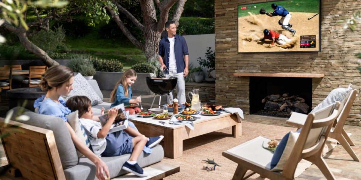 m2-samsung-weatherproof-tv