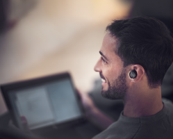 M2now.com -Tech-Savvy Dad? These Are The Earphones To Get Him This Father's Day