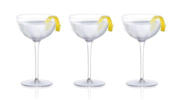 M2now.com - Cocktail Recipe: Tanqueray Nº Ten Martini is Best Shaken, Not Stirred