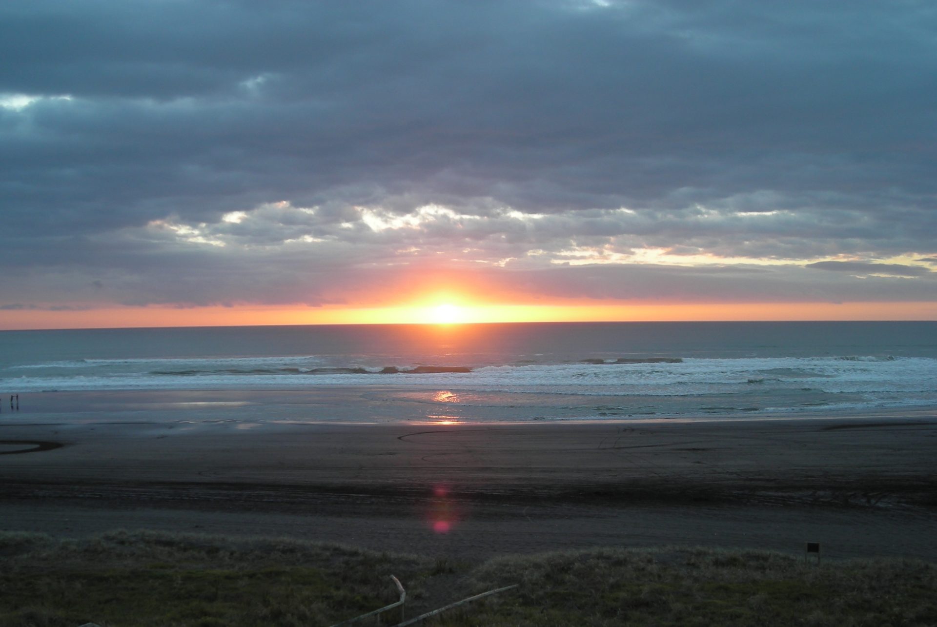 Three South Auckland Beaches That Are Still Great In Winter