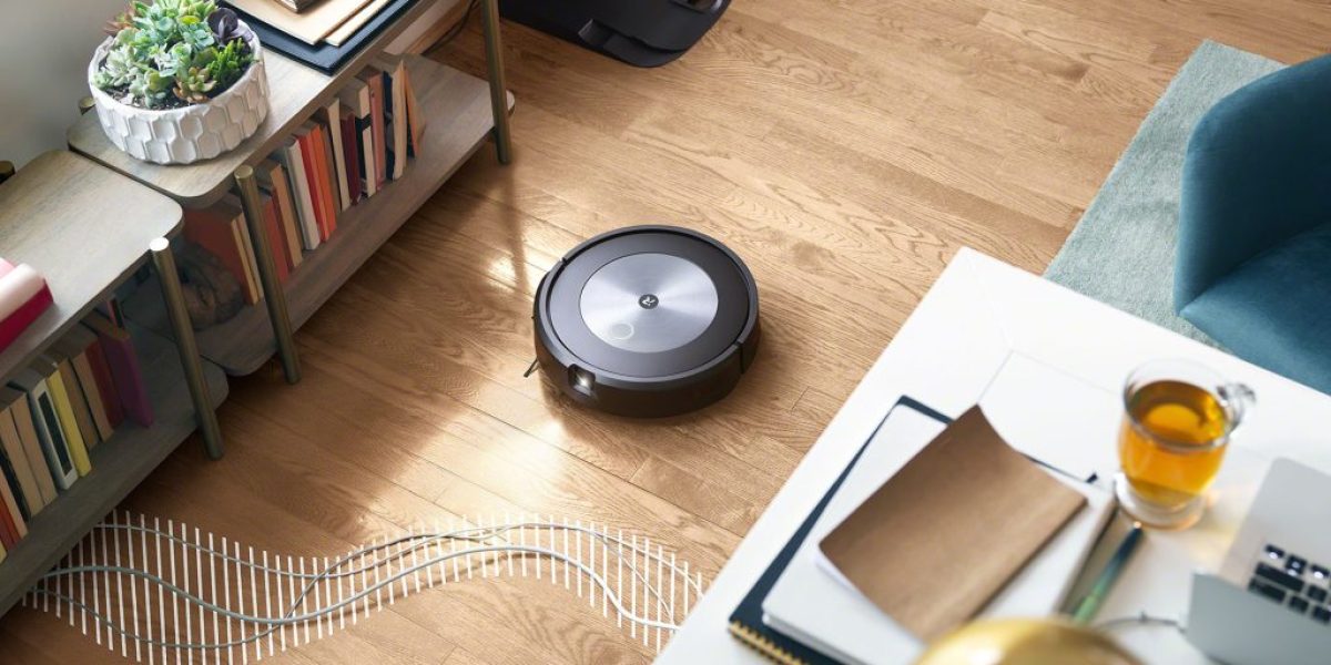 M2now.com - Leave Vacuuming to the iRobot Roomba j7+ Robot Vacuum