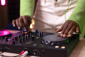 M2now.com - New to DJing? Start here!