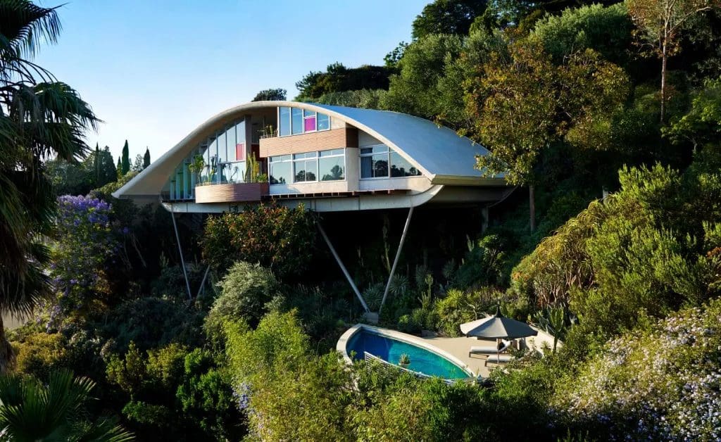 Own The House From Lethal Weapon 2