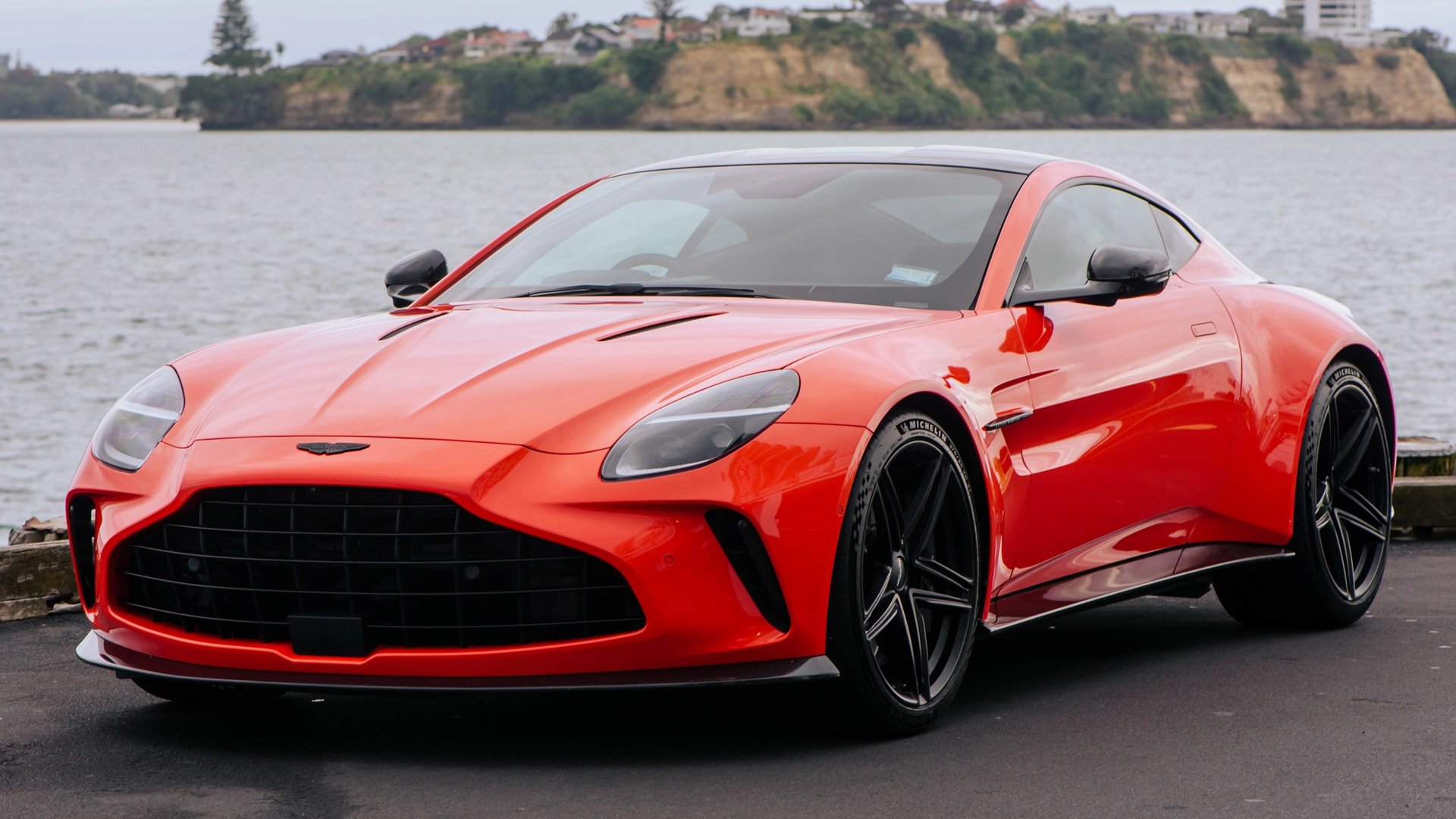 2024 Aston Martin Vantage V8