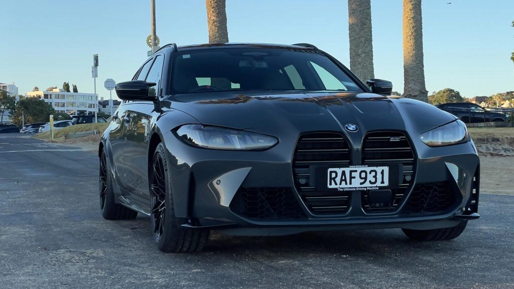 BMW M3 Touring Competition – The Family Supercar
