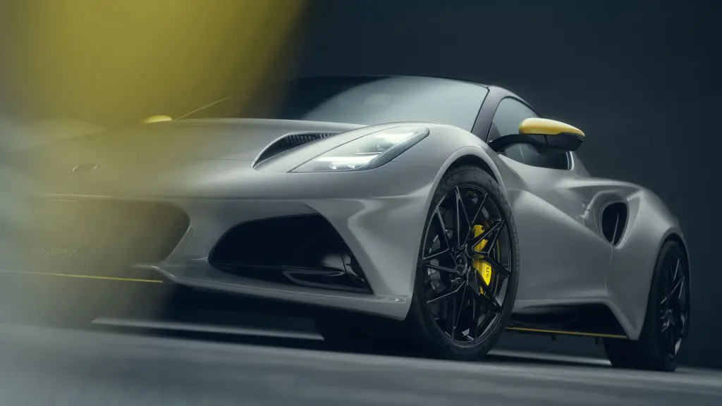 2025 Lotus Emira Turbo: The Speed of Lightness